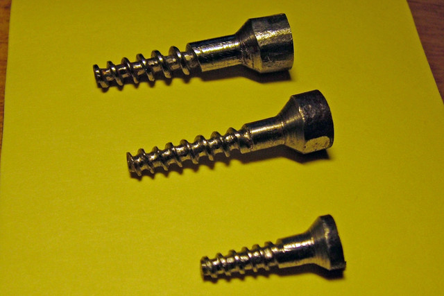 Hand-Filed-Screw