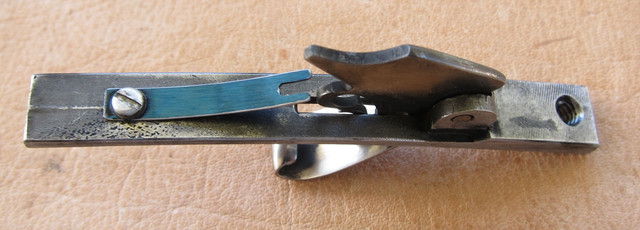 Trigger Walnut Rifle 1