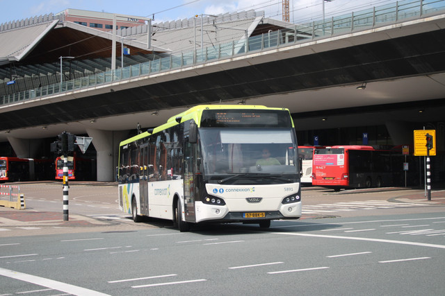 5891 (3)