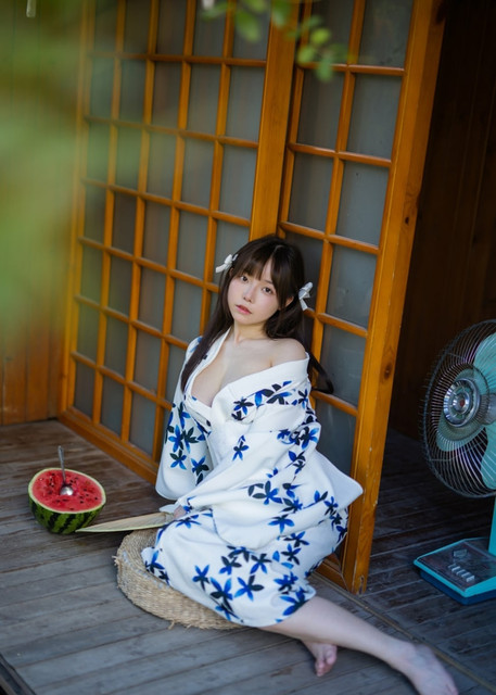 六味帝皇酱 夏日和服 047