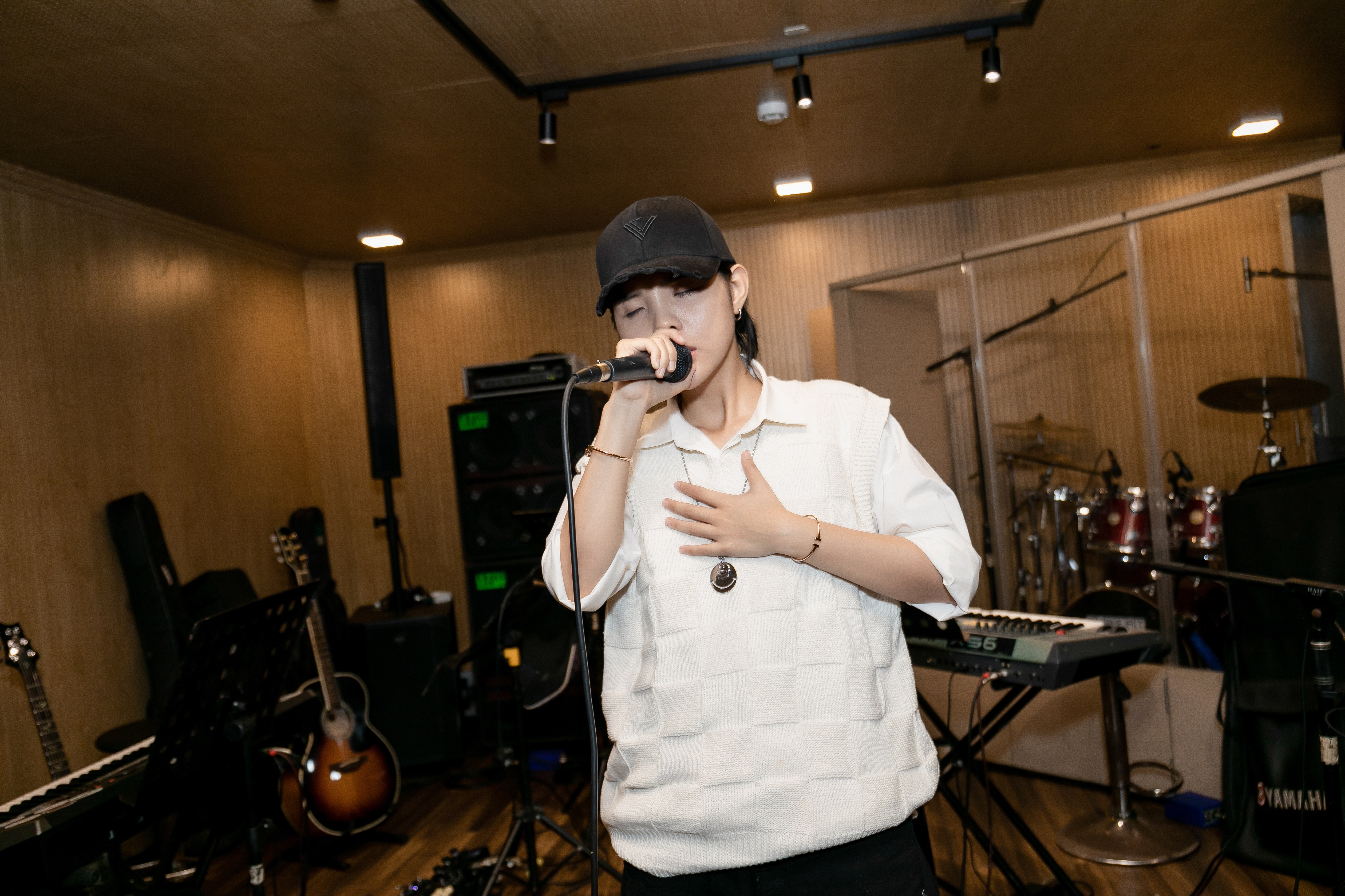 GIG-4281
