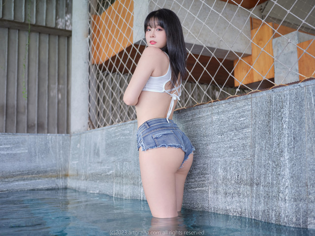 030