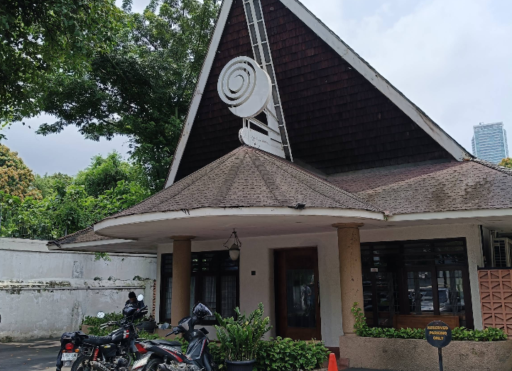 Ombé Kofie Menteng