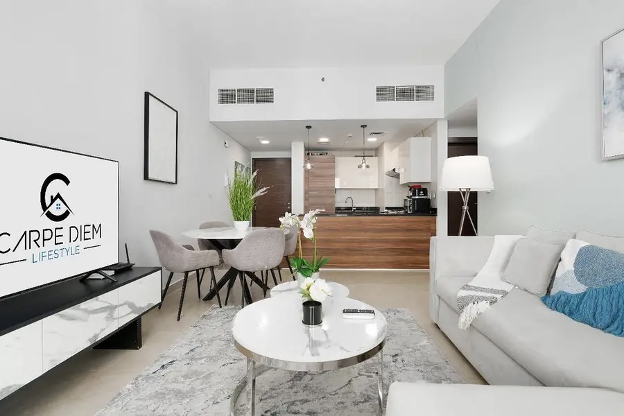 Sparkle Tower 1 - Living Room