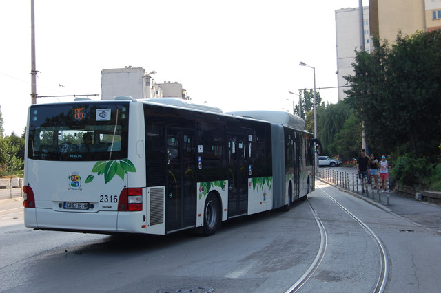 DSC-1003