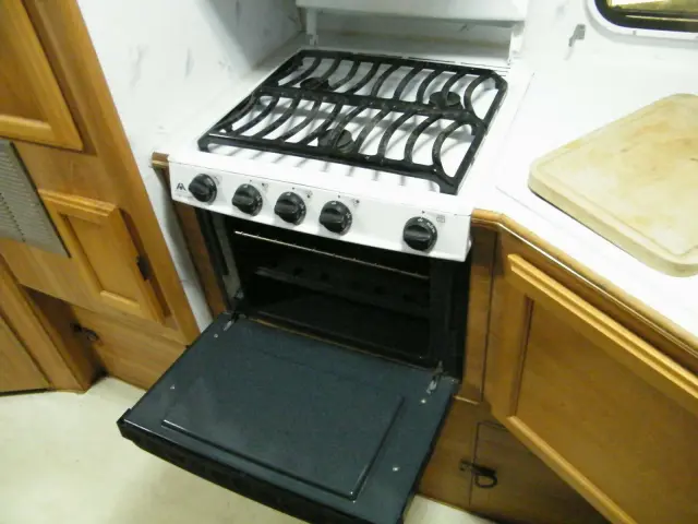 s l1600 (9).webp