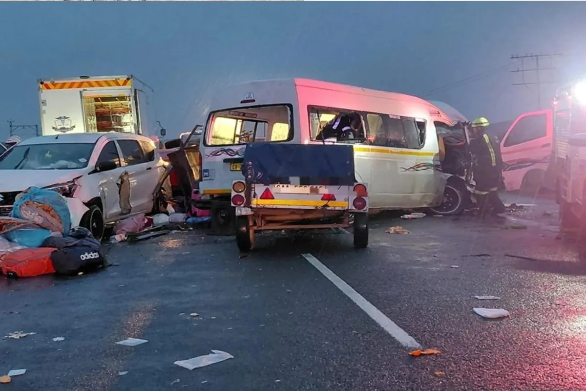 Illustration - Afrique du Sud : 21 morts sur la N1, le prix silencieux du transport informel