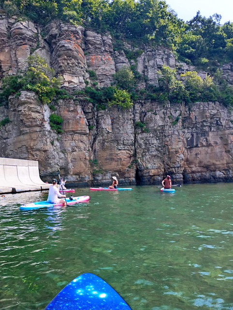 252