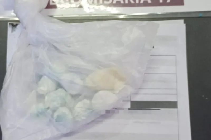 Quiso ingresar drogas a la cárcel de Las Flores y quedo detenida