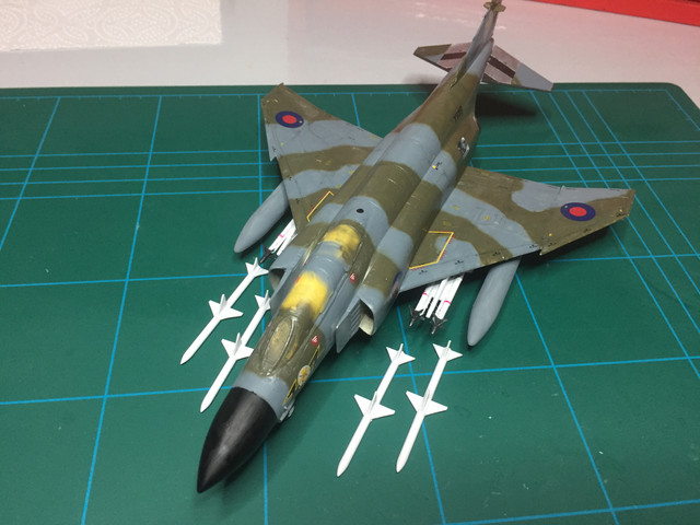 Monogram Phantom 114.jpg