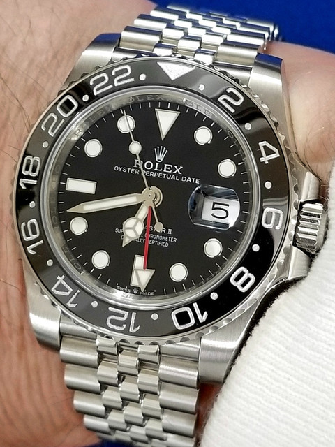 15810141852895