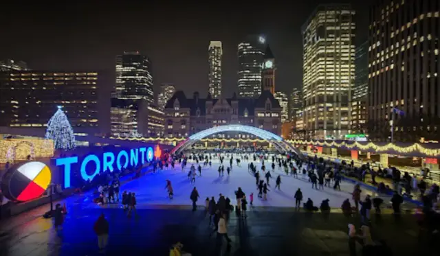 Nathan-Phillips-Square-10
