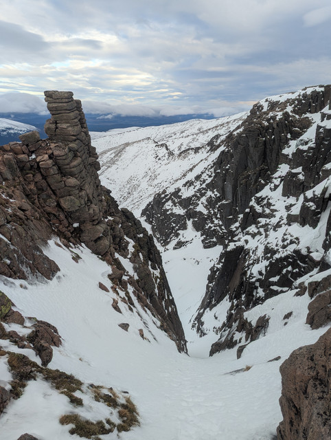 PXL-20241213-112621742