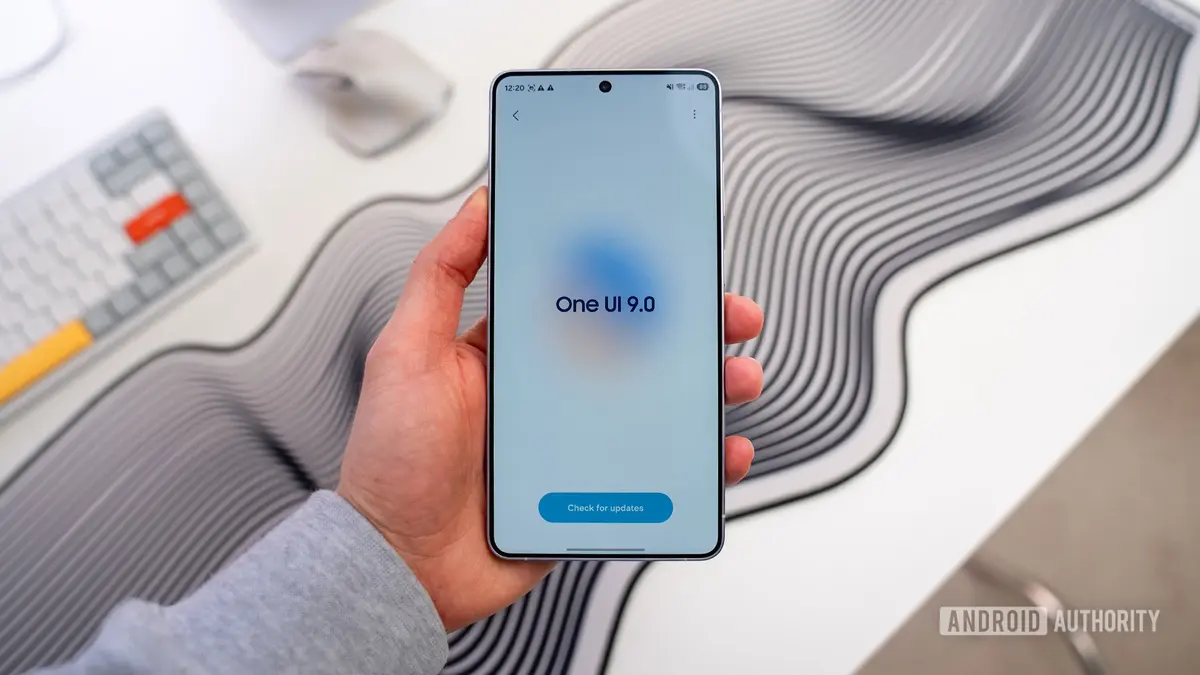 Samsung Enhances Lockdown Mode with New Quick Settings Option