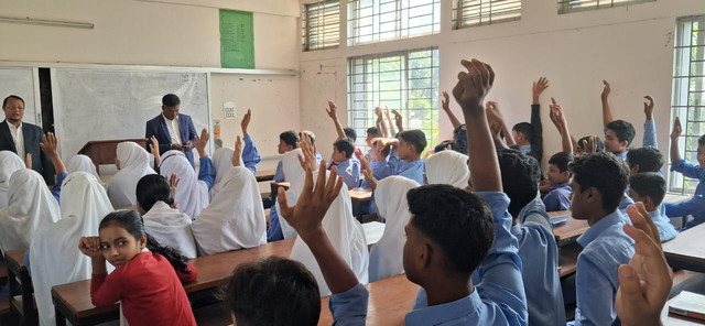 motion-photo-7449921871458011114