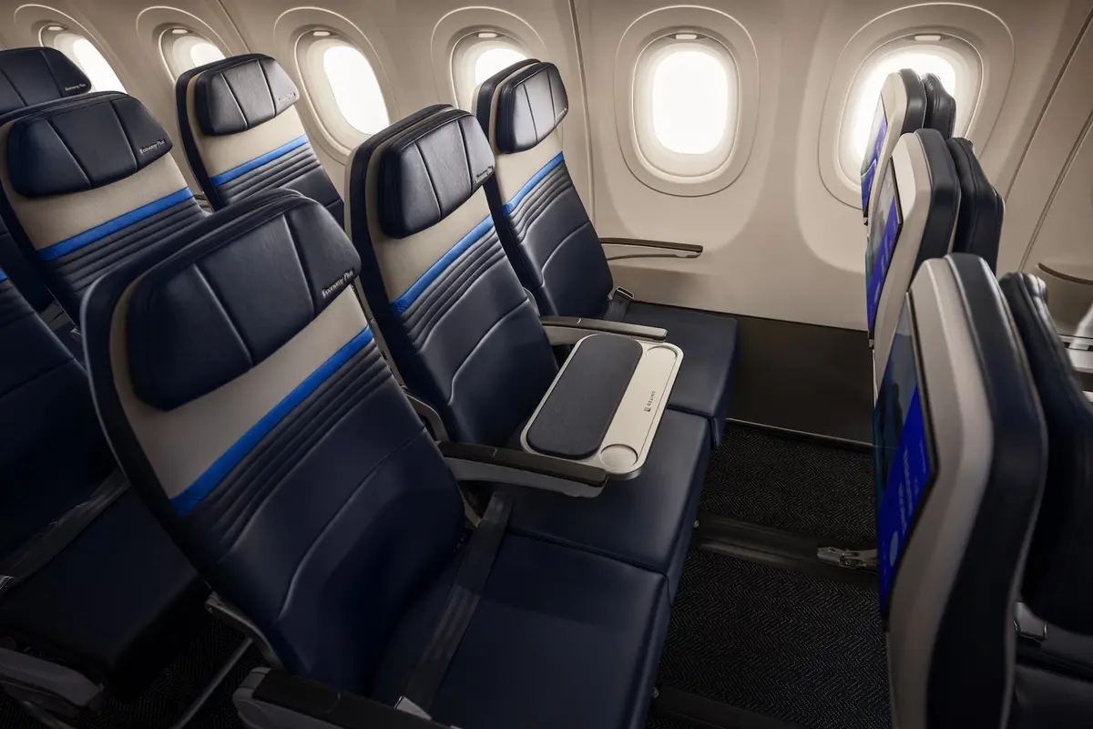 United Airlines Plans Enhanced Economy Seating on New Airbus Jets