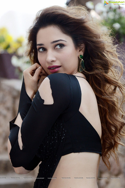 tamanna-oopiri3