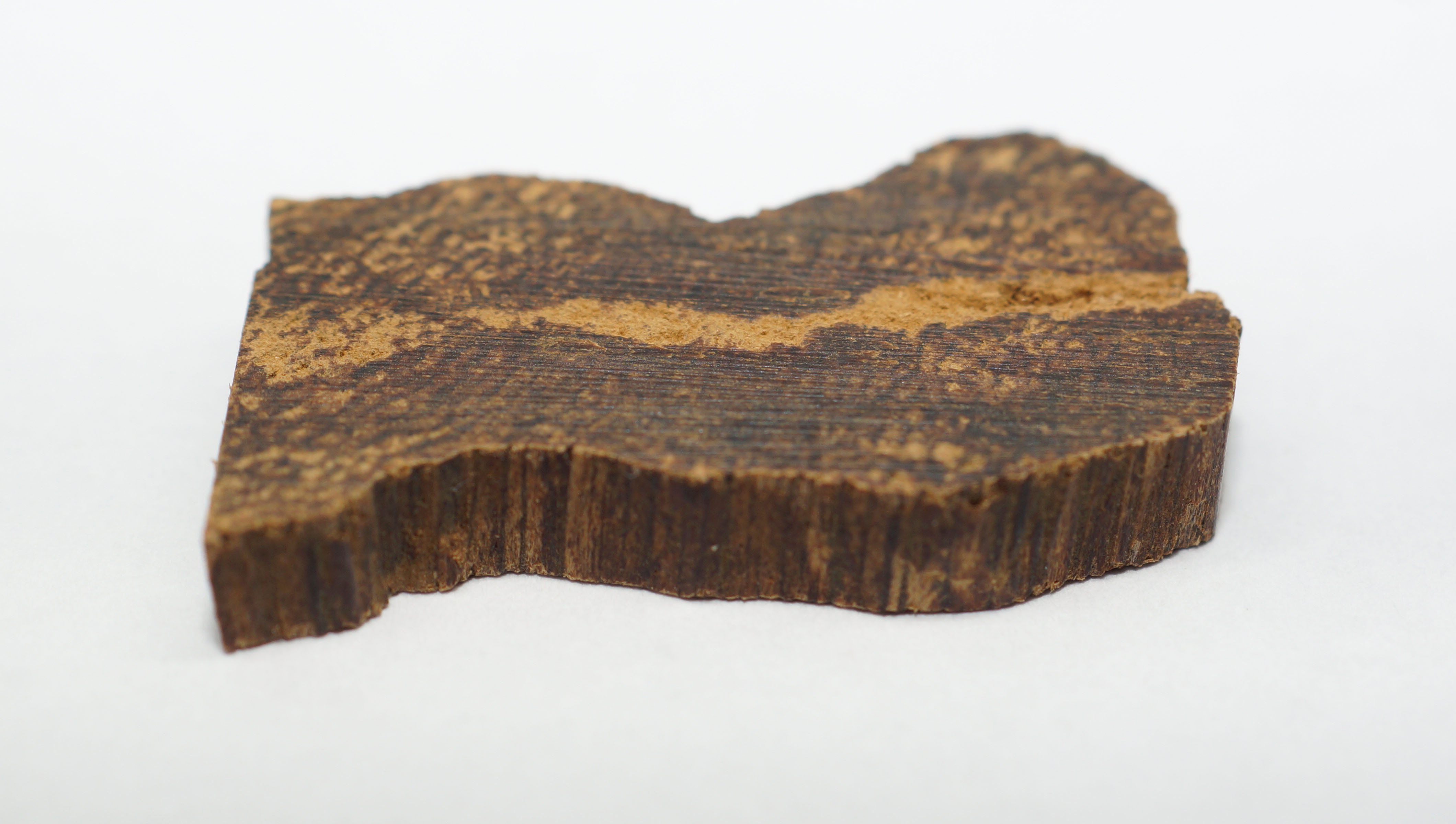 [Ouddict.com] Oud Wood