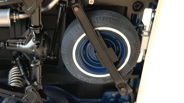 C10-DM666-resize.jpg