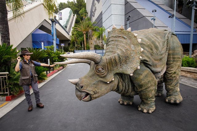 JURASSIC-WORLD