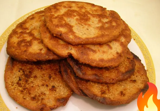 Постер Лепешки из фасоли, с орехами и сыром