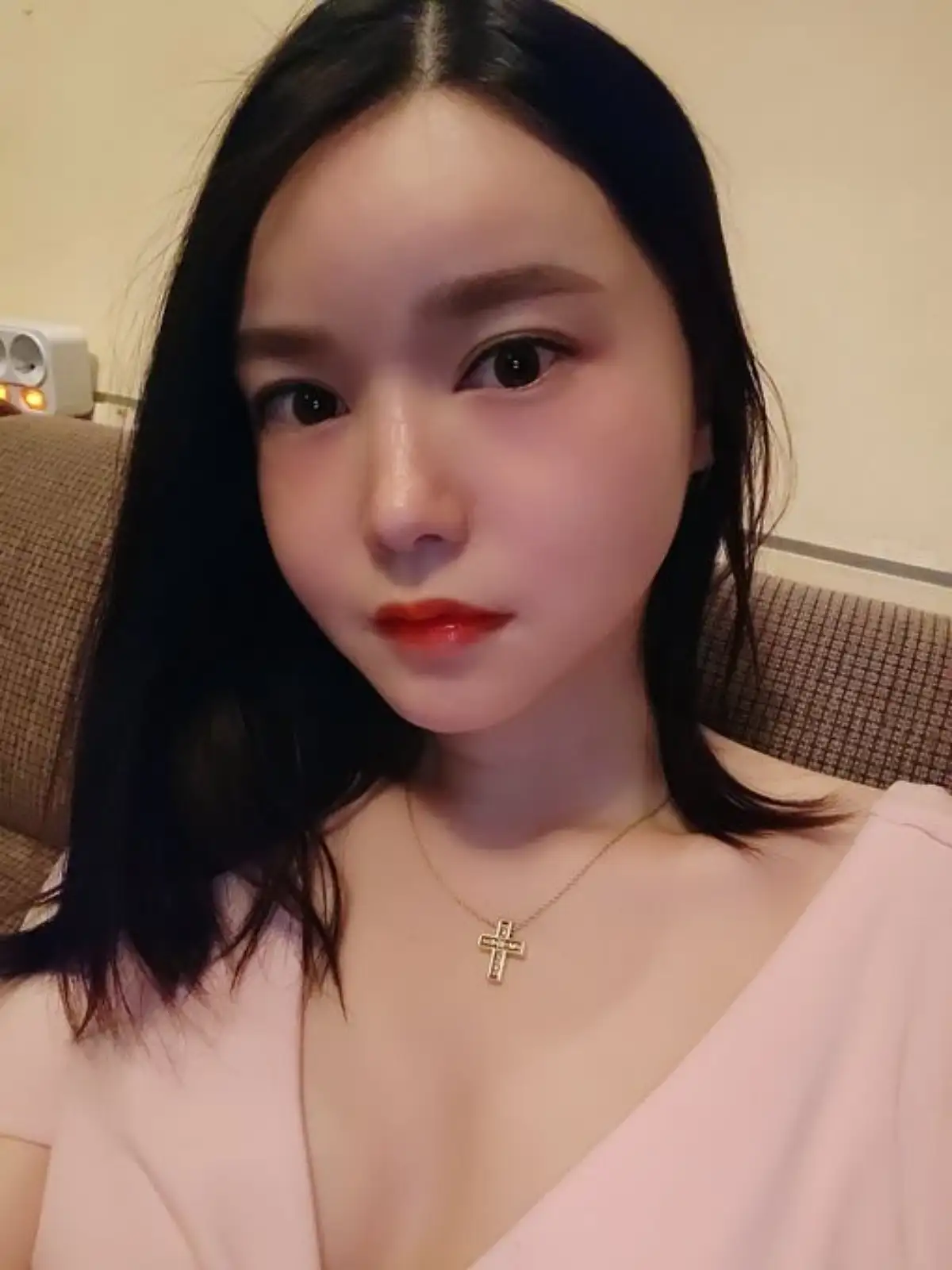 서울 쉬멜 은하 실사 프로필 네번째 상세 이미지