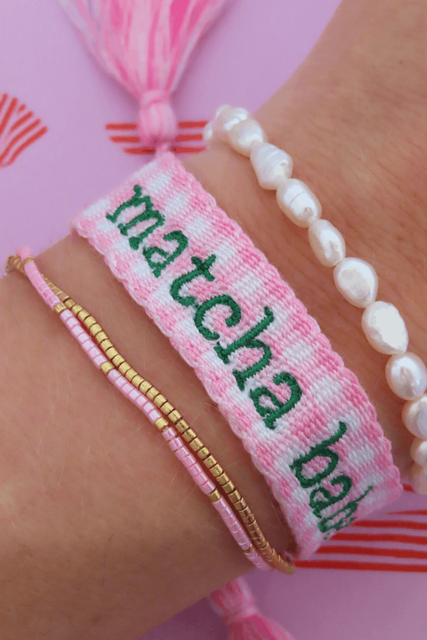For the girls who order matcha by default.
The Matcha Babe bracelet is playful, feminine and bold in the softest way. Inspired by fashion girls who love color, café rituals and standout accessories that still feel effortless.

A feel-good bracelet that instantly upgrades your everyday look.