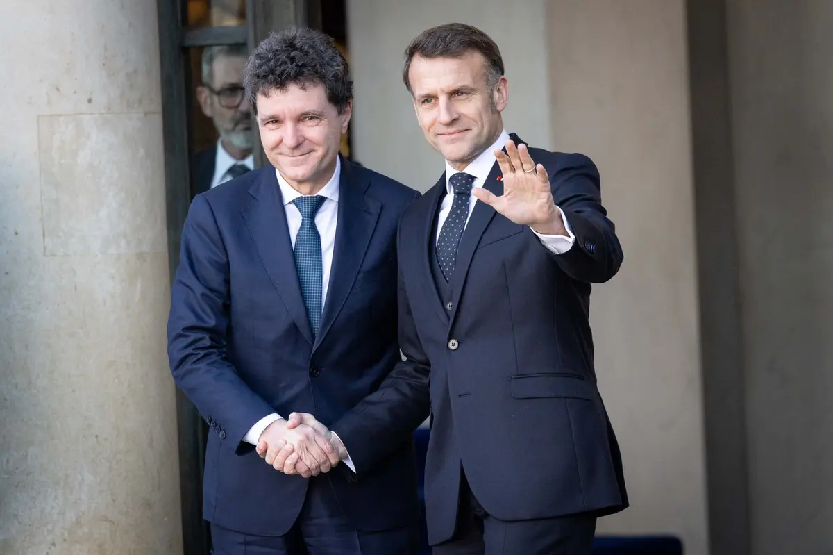 Nicușor Dan la Paris: Miza apărării aeriene a Ucrainei