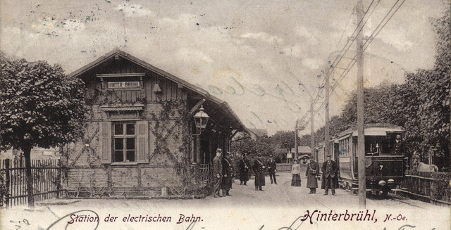 Moedling 07 tram