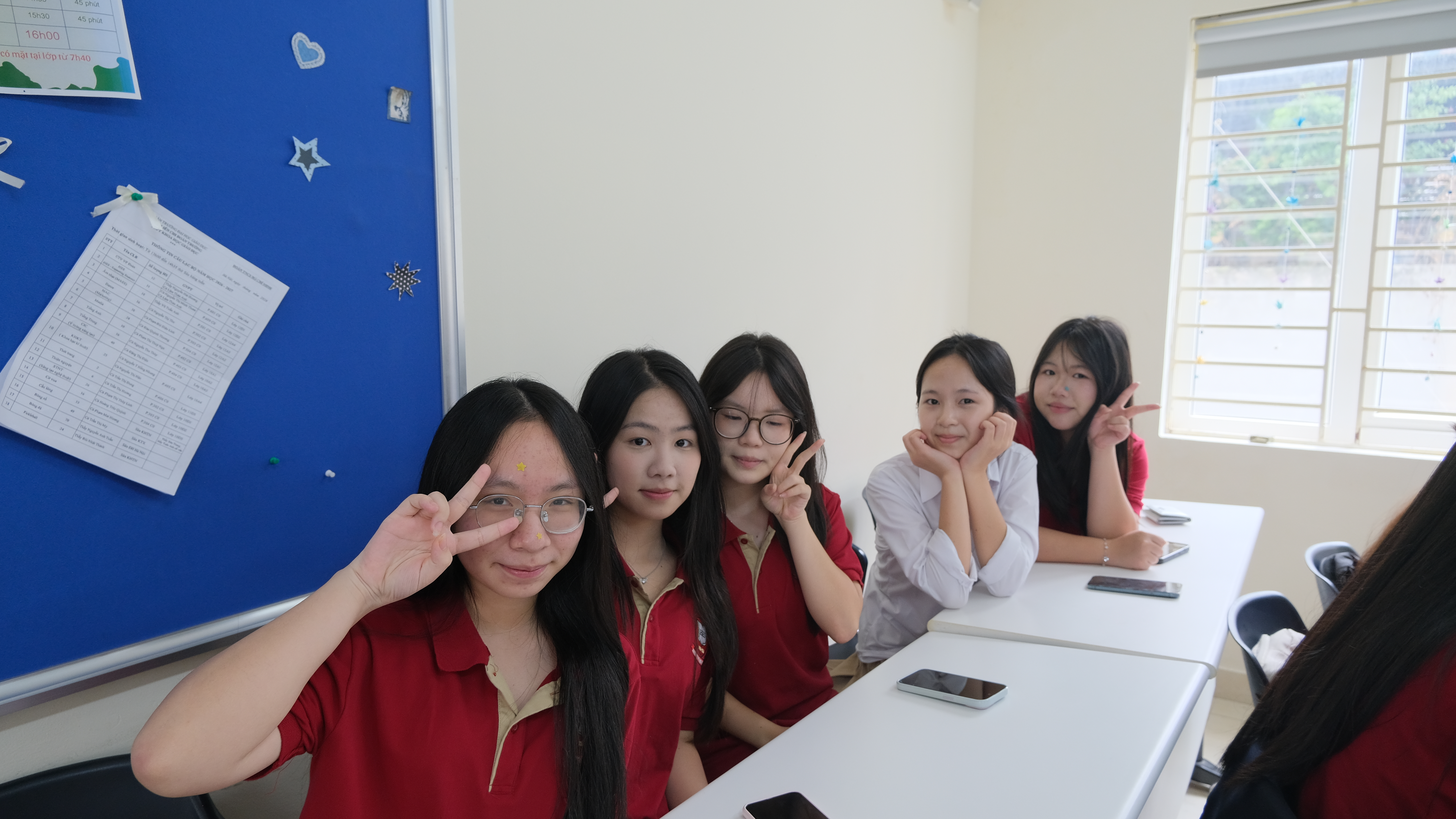 Sinh hoạt câu lạc bộ HES 9