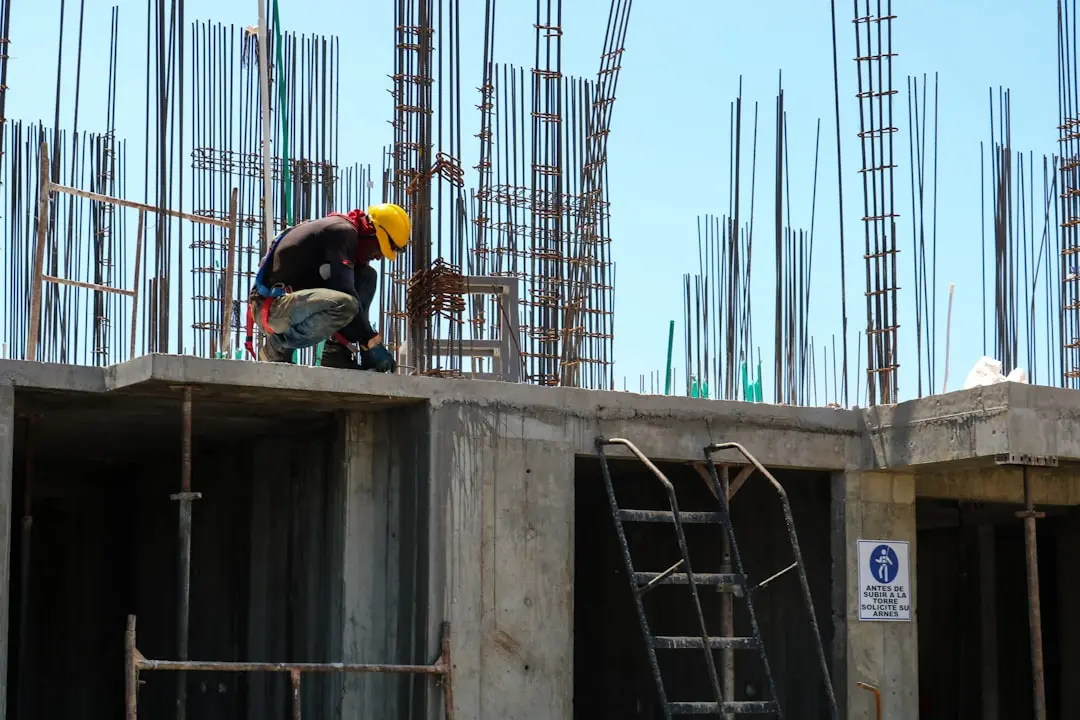 Construirea unei Pergole pe un Patio beton