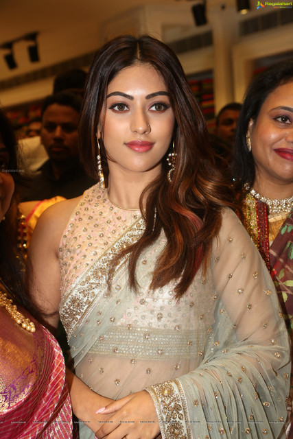anu-emmanuel-klm-launch4