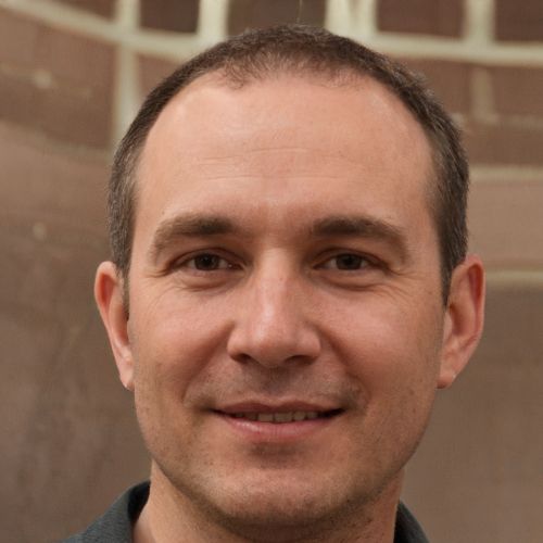 Miguel Á. Ramírez