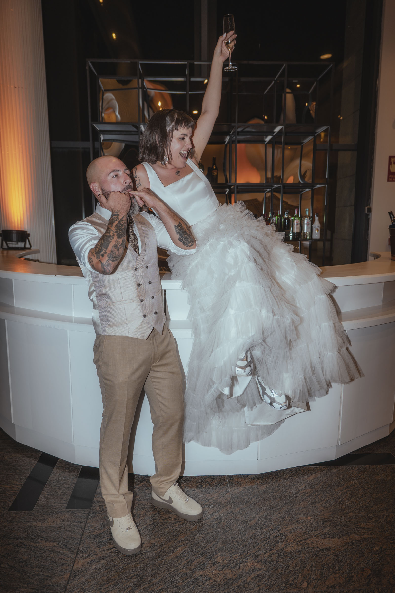 Reportaje de boda en Galicia con Nerea y Hugo en el banquete