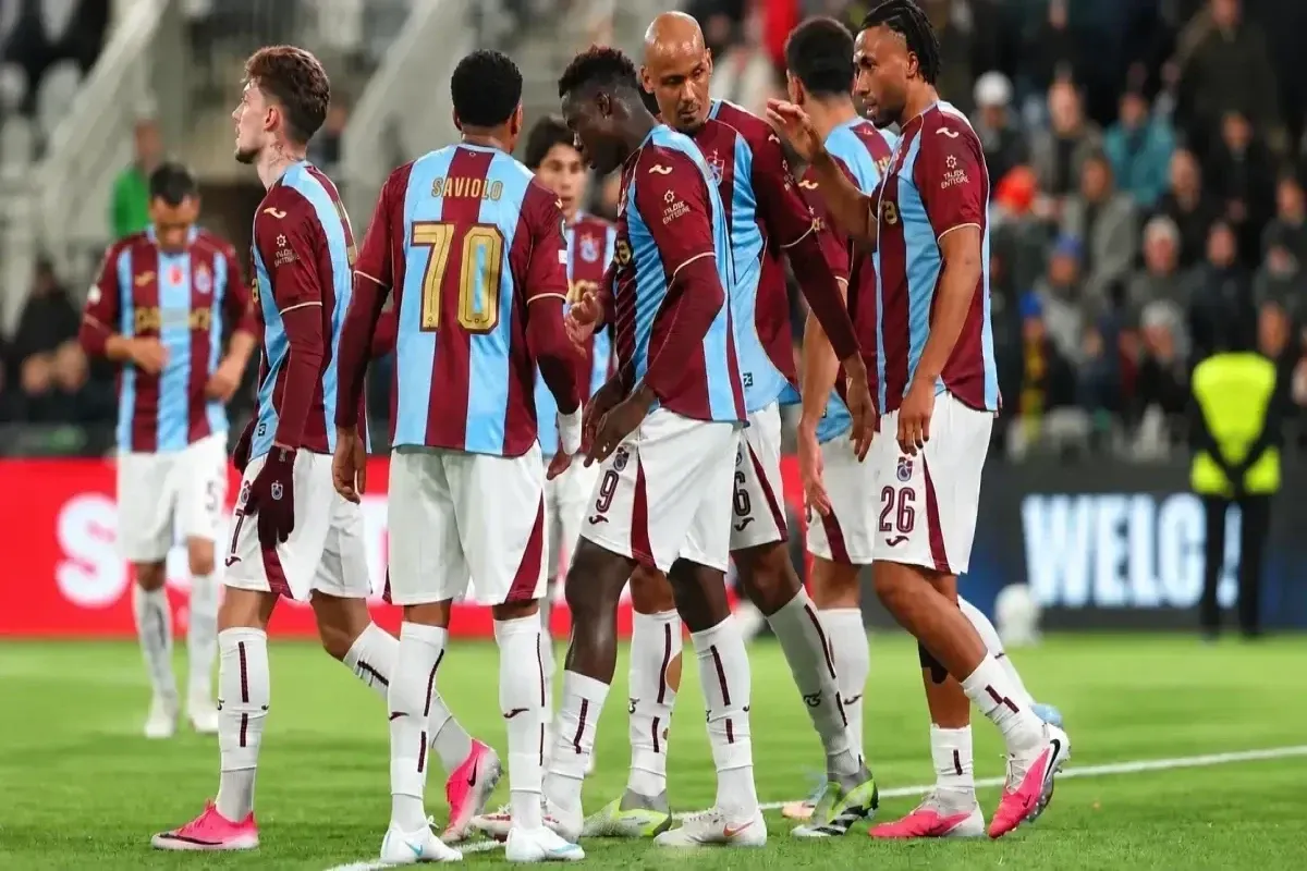 “Trabzonspor” evdə “Beşiktaş”ı darmadağın edib