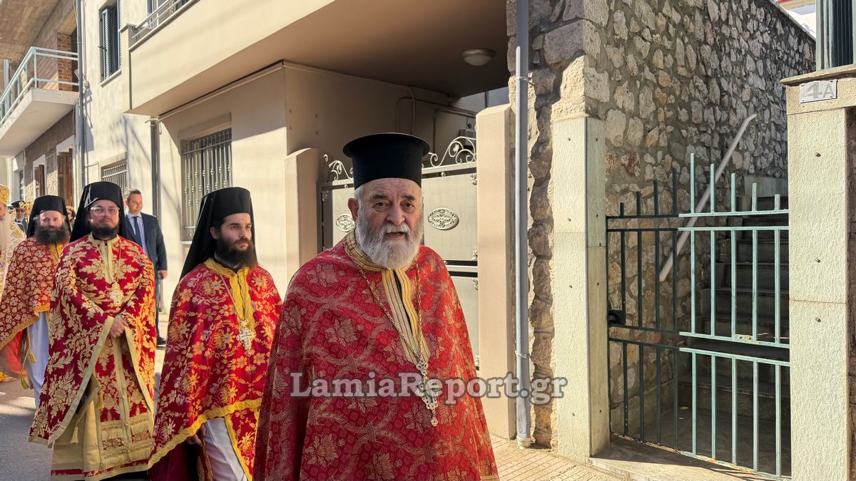 Αγ Λουκας26 095