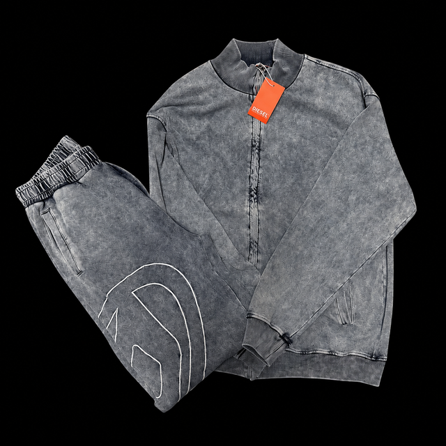 Conjunto Diesel azul