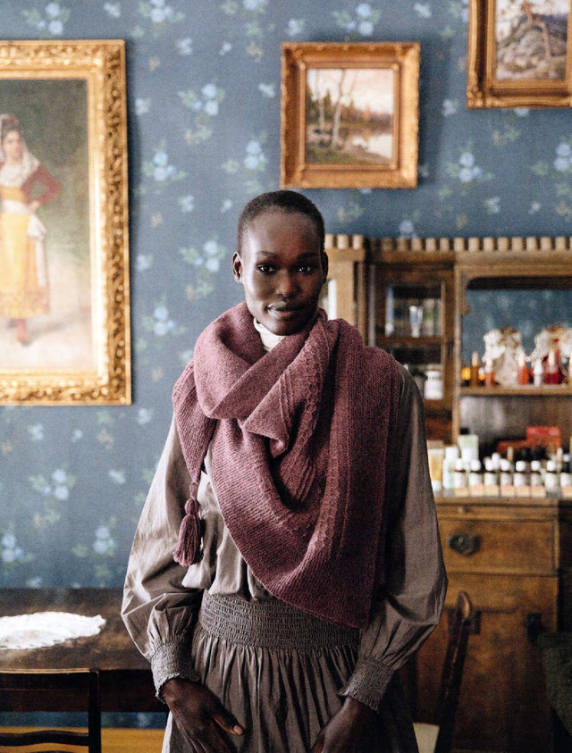 Laine-52-Weeks-of-Shawls-2022-72