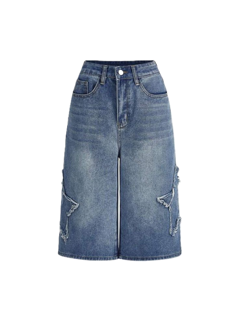 knee length shorts.png