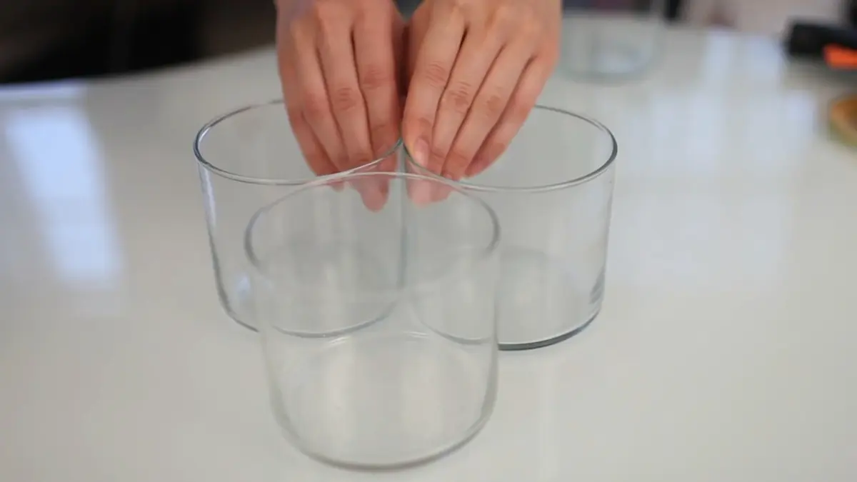 Inspirați o viață nouă în vase vechi de sticlă pentru depozitare în baie