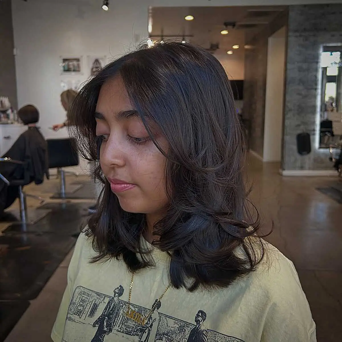 Mid-Length Cuts Can Boost Thin Hair