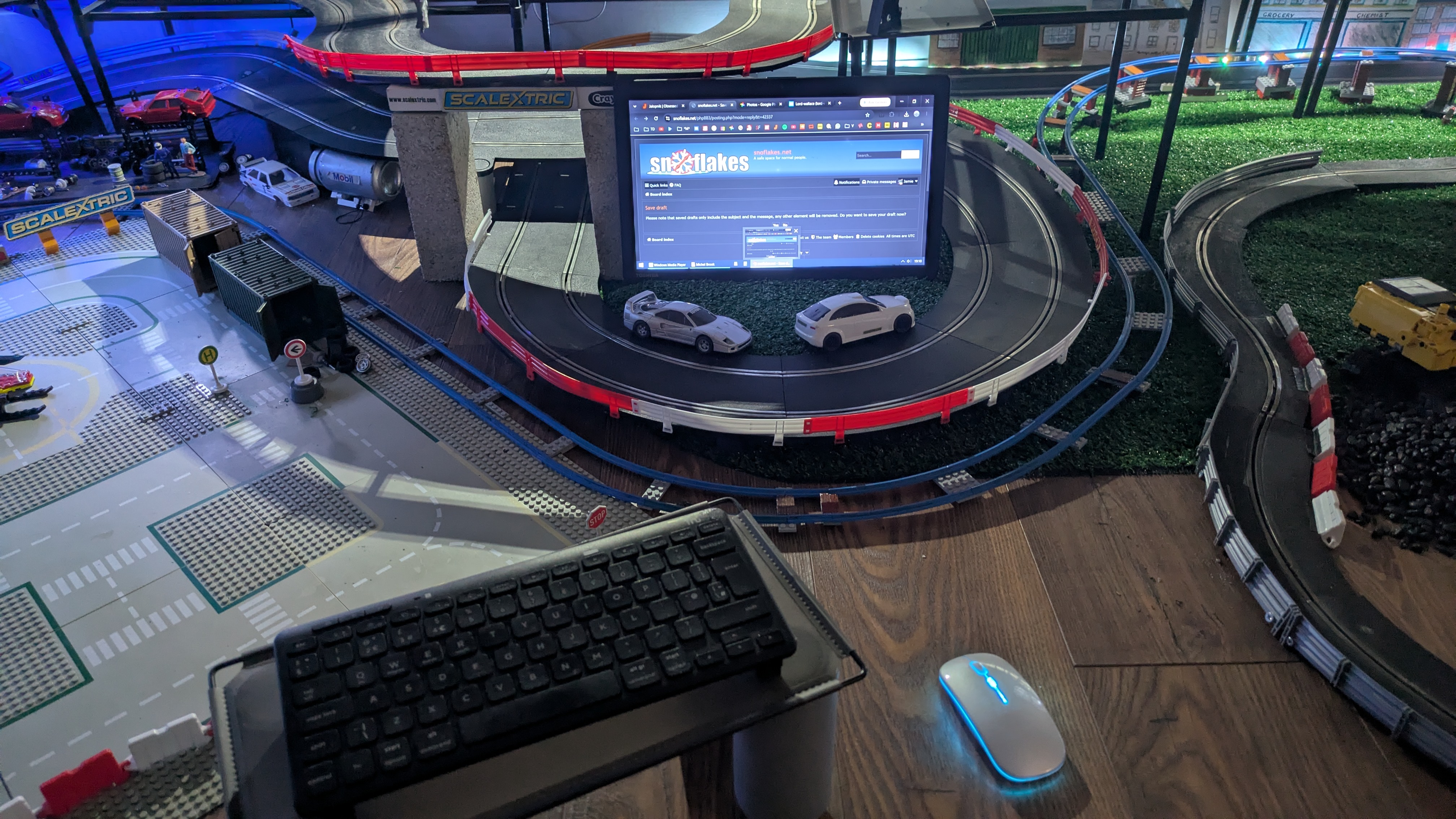 [Image: Computer.jpg]