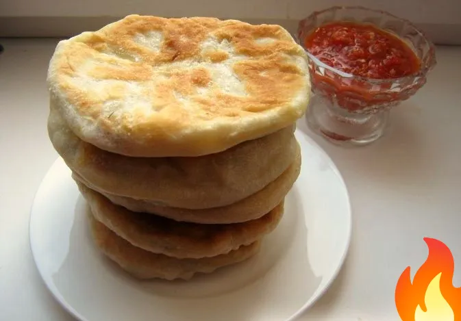 Постер Лепешки с колбасно-сырной начинкой