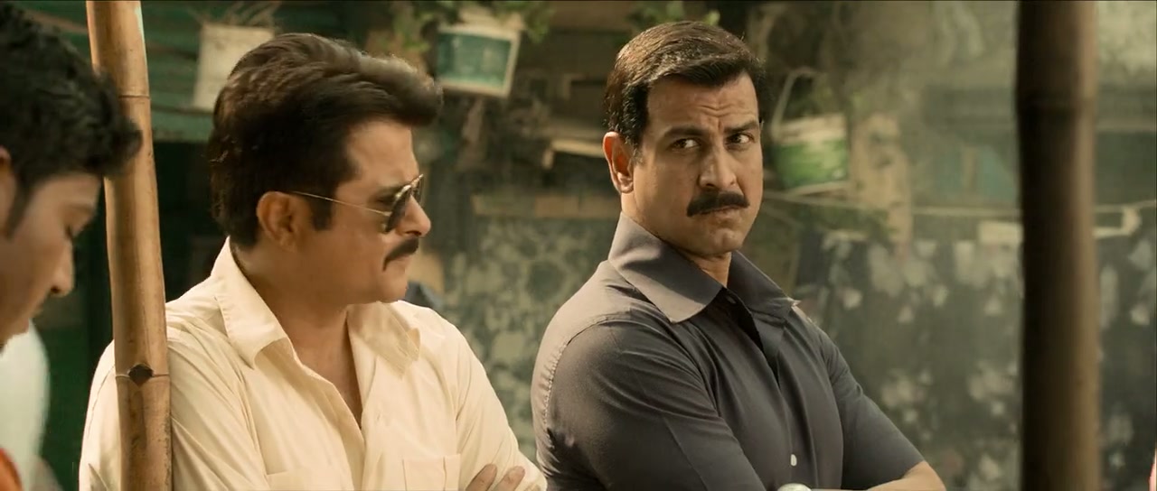 Shootout at Wadala Screenshot