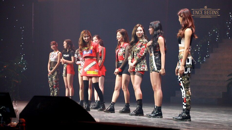 TWICE 2018 FANMEETING ONCE BEGINS TWICE ライブ 輸入盤 K-POPミュージックBD Blu-ray