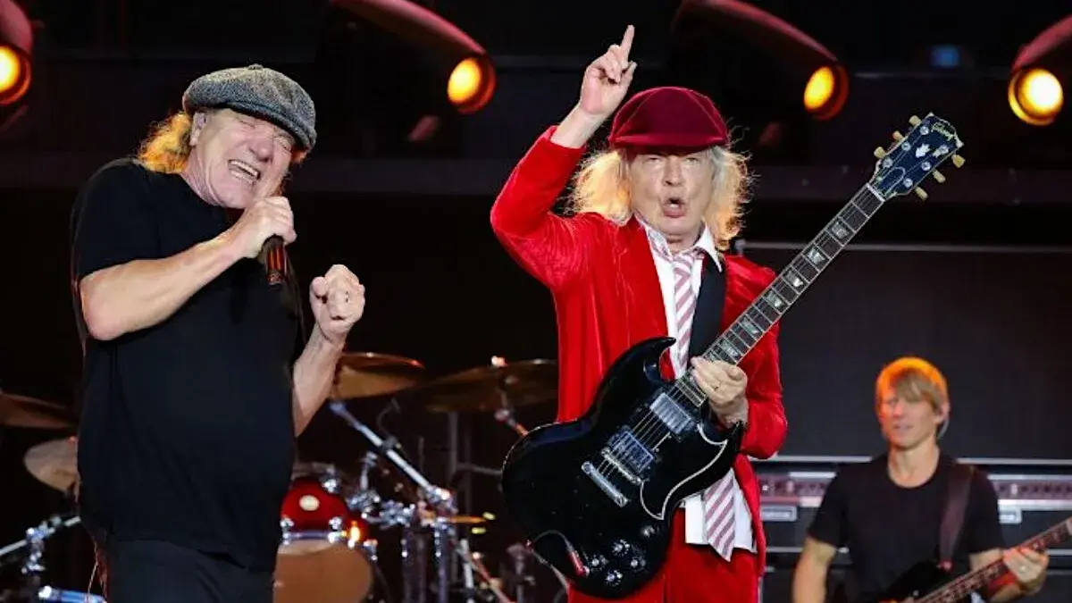 AC/DC ⁇ s  ⁇ PWR/UP ⁇  Turneul începe în America de Nord, prețurile de bilete au fost dezvăluite