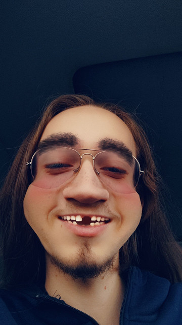 Snapchat-696700475