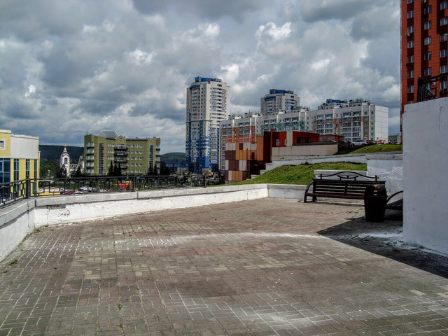 i-4