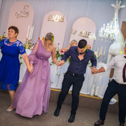 MRM-Events825
