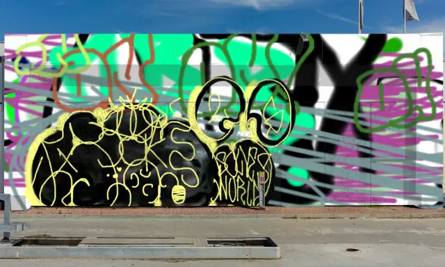 Graffiti artwork by Sumoe